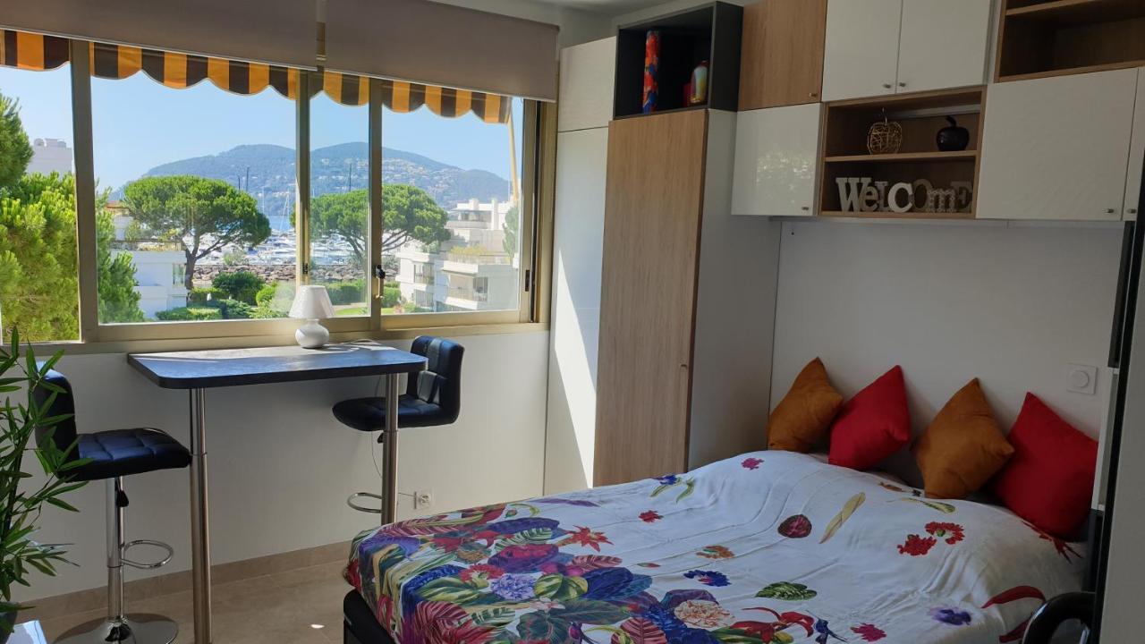 Garden And Beach Sea View Apartment Cannes Mandelieu Eksteriør bilde
